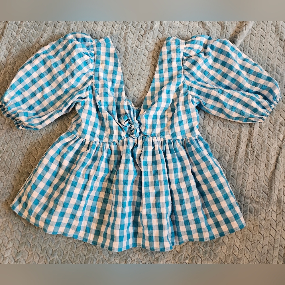 Lilly Pulitzer Blue and White Puff Sleeve Blouse